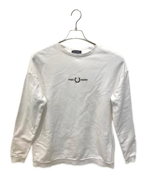 FRED PERRY（フレッドペリー）FRED PERRY (フレッドペリー) 刺繍クルーネックスウェット ホワイト サイズ:Mの古着・服飾アイテム