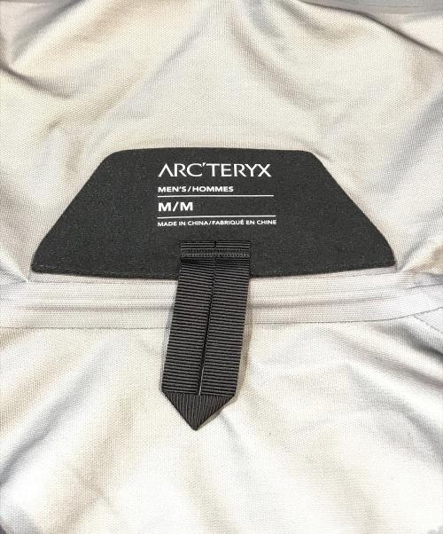 ARC'TERYX（アークテリクス）ARC'TERYX (アークテリクス) BETA JACKET　ベータジャケット　29090-134720 ネイビー サイズ:Mの古着・服飾アイテム