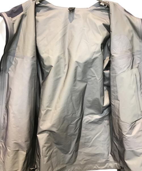 ARC'TERYX（アークテリクス）ARC'TERYX (アークテリクス) BETA JACKET　ベータジャケット　29090-134720 ネイビー サイズ:Mの古着・服飾アイテム