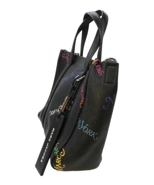 MARC JACOBS（マークジェイコブズ）MARC JACOBS (マークジェイコブス) NEW YORK MAGAZINE (ニューヨークマガジン) The Mini Tag Tote Ｍ0015095 ブラックの古着・服飾アイテム