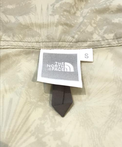 THE NORTH FACE（ザ ノース フェイス）THE NORTH FACE (ザ ノース フェイス) ノベルティコンパクトジャケット　NPW71535 ベージュ サイズ:Sの古着・服飾アイテム