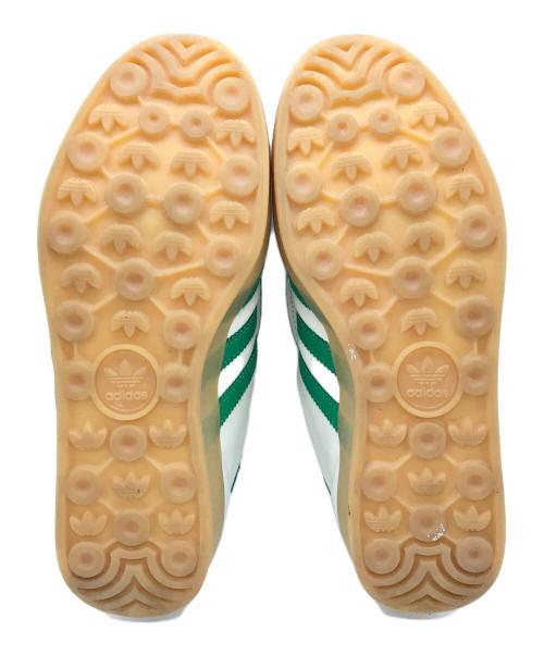 adidas（アディダス）adidas (アディダス) FOOT INDUSTRY (フットインダストリー) ローカットスニーカー Gazelle Indoor ID3518 ベージュ サイズ:24.5の古着・服飾アイテム