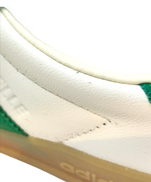 adidas（アディダス）adidas (アディダス) FOOT INDUSTRY (フットインダストリー) ローカットスニーカー Gazelle Indoor ID3518 ベージュ サイズ:24.5の古着・服飾アイテム