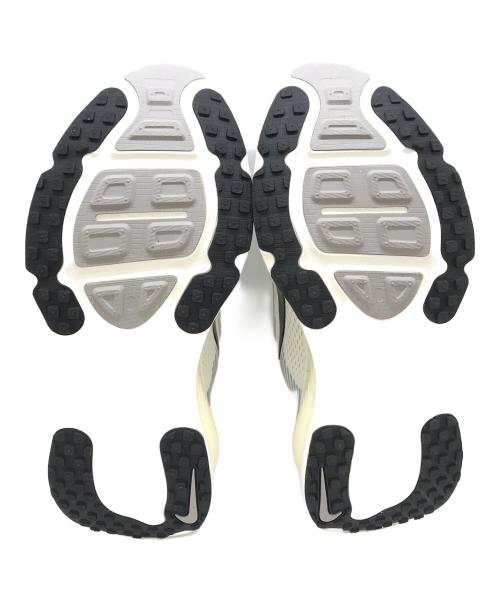 NIKE（ナイキ）NIKE (ナイキ) ボメロ18 ホワイト サイズ:26.5の古着・服飾アイテム