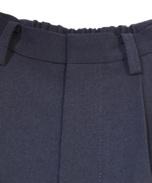 Spick and Span（スピック＆スパン）Spick and Span (スピックアンドスパン) ダブルクロスツータックパンツ　25030200813110 ネイビー サイズ:34の古着・服飾アイテム