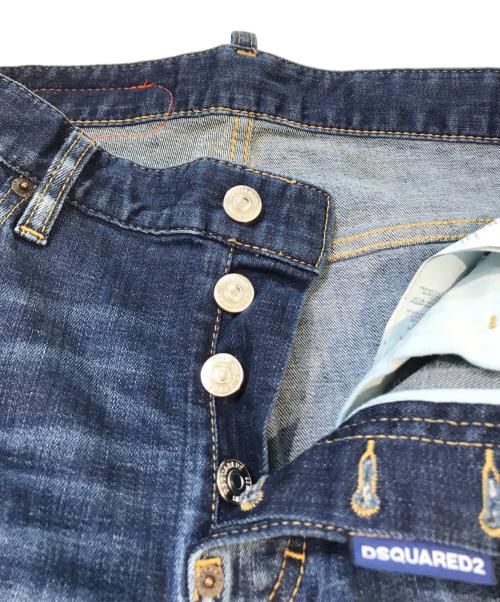 DSQUARED2（ディースクエアード）DSQUARED2 (ディースクエアード) MEDIUM WASH 4 TIDY BIKER JEANS インディゴ サイズ:42の古着・服飾アイテム