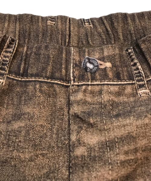 TRUNK HIROKO KOSHINO（トランク ヒロコ コシノ）TRUNK HIROKO KOSHINO (トランク ヒロコ コシノ) 3Dデニムプリントクロップドパンツ　RSLAX-44350 ブラウン サイズ:38の古着・服飾アイテム