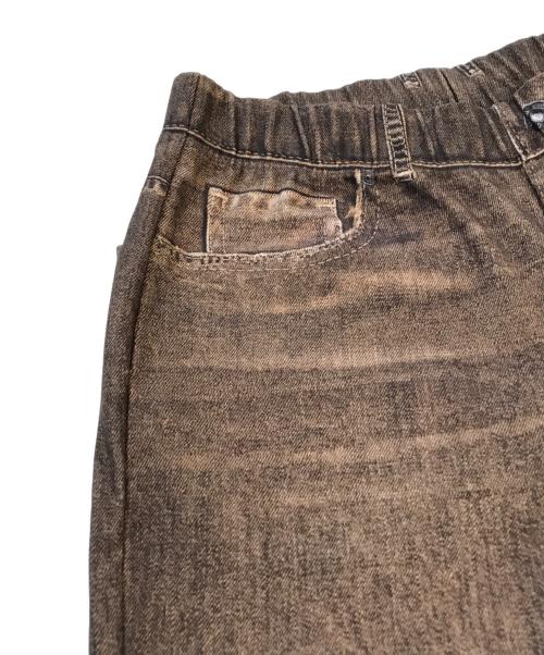 TRUNK HIROKO KOSHINO（トランク ヒロコ コシノ）TRUNK HIROKO KOSHINO (トランク ヒロコ コシノ) 3Dデニムプリントクロップドパンツ　RSLAX-44350 ブラウン サイズ:38の古着・服飾アイテム