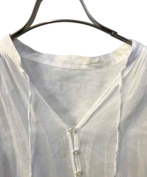 FRAMeWORK（フレームワーク）FRAMeWORK (フレームワーク) ラミーリヨセルギャザークロップドブラウス ホワイト サイズ:Freeの古着・服飾アイテム