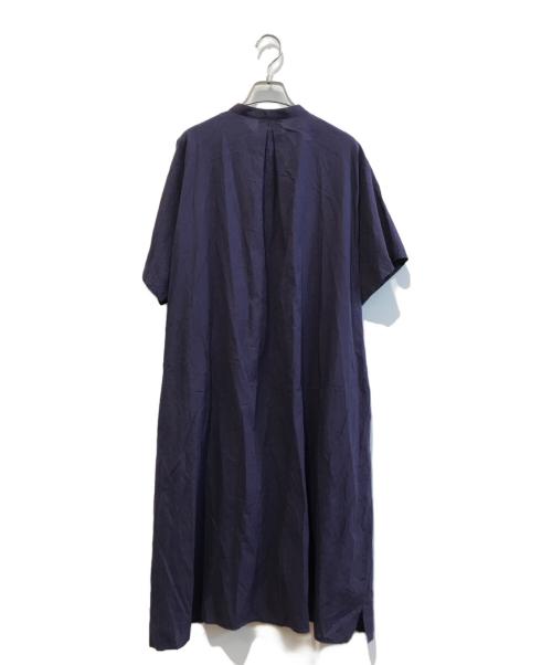 休日と詩（キュウジツトウタ）休日と詩 (キュウジツトウタ) リネンブレンドワンピース portom22073 パープル サイズ:FREEの古着・服飾アイテム