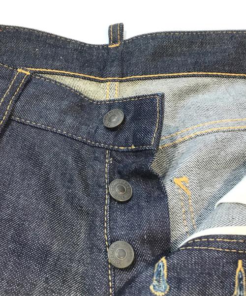 DSQUARED2（ディースクエアード）DSQUARED2 (ディースクエアード) Classic kenny jean　S74LA0784 S30281 インディゴ サイズ:Mの古着・服飾アイテム