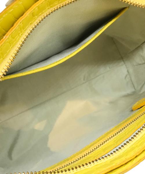 LEATHER JEWELS（レザージュエルズ）LEATHER JEWELS (レザージュエルズ) 型押しレザーショルダーバッグ イエロー 未使用品の古着・服飾アイテム