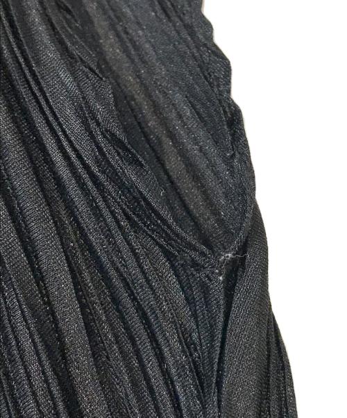 PLEATS PLEASE（プリーツプリーズ）PLEATS PLEASE (プリーツプリーズ) Vネックノースリーブプリーツカットソー　PP61-JK226 ブラック サイズ:Lの古着・服飾アイテム