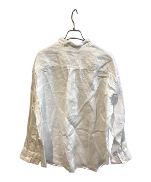 FRAMeWORK（フレームワーク）FRAMeWORK (フレームワーク) フレンチリネンバンドカラーシャツ　25050220601320 ホワイト サイズ:Free 未使用品の古着・服飾アイテム