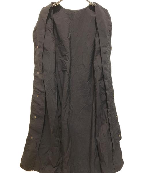 BEAMS BOY（ビームスボーイ）BEAMS BOY (ビームスボーイ) ミリタリー サイドリボン ノースリーブ ワンピース　13-26-0147-652 ブラック サイズ:Freeの古着・服飾アイテム