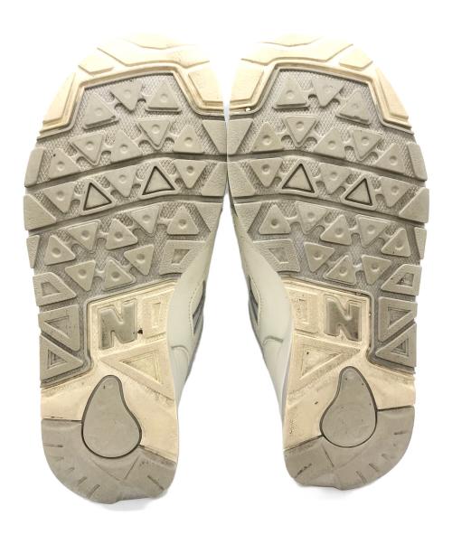 NEW BALANCE（ニューバランス）NEW BALANCE (ニューバランス) ローカットスニーカー　CM1600WP ベージュ サイズ:26の古着・服飾アイテム