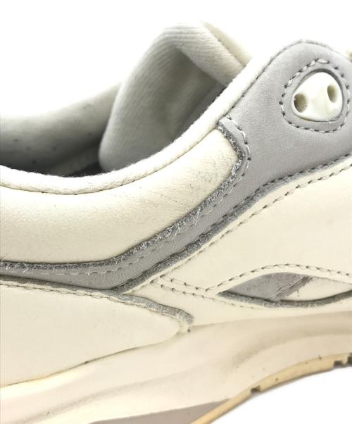 NEW BALANCE（ニューバランス）NEW BALANCE (ニューバランス) ローカットスニーカー　CM1600WP ベージュ サイズ:26の古着・服飾アイテム