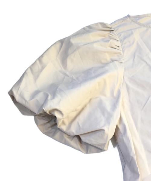 VIRINA（ヴィリーナ）VIRINA (ヴィリーナ) グレタブラウス ベージュ サイズ:Sの古着・服飾アイテム