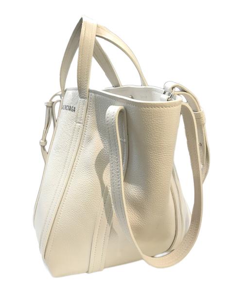 BALENCIAGA（バレンシアガ）BALENCIAGA (バレンシアガ) EVERYDAY 2.0 スモール ハンドバッグ　672791 アイボリーの古着・服飾アイテム