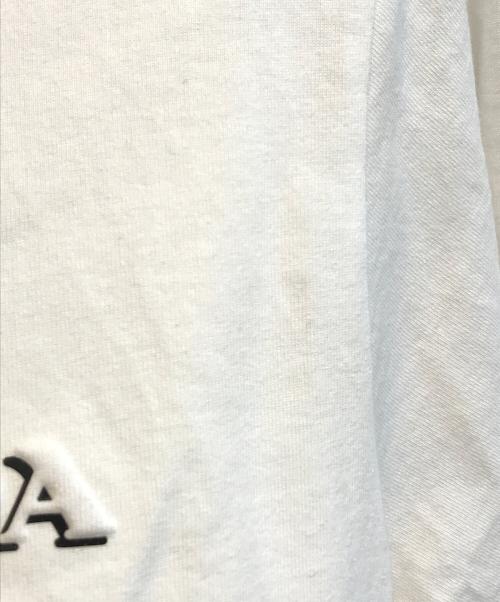 PRADA（プラダ）PRADA (プラダ) EMBOSS LOGO TEE　UJN896 S000 14K7 ホワイト サイズ:XXSの古着・服飾アイテム
