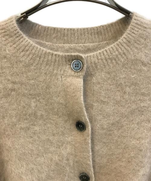 COLLAGE GALLARDAGALANTE（コラージュ ガリャルダガランテ）COLLAGE GALLARDAGALANTE (コラージュ ガリャルダガランテ) ショート丈ニットカーディガン　CLZ1032205A0011 ベージュ サイズ:Freeの古着・服飾アイテム