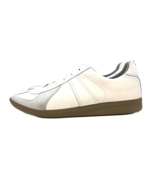 GERMAN TRAINER（ジャーマントレーナー）German Trainer (ジャーマントレーナー) ローカットスニーカー ホワイト サイズ:27.5の古着・服飾アイテム