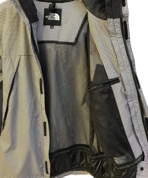 THE NORTH FACE（ザ ノース フェイス）THE NORTH FACE (ザ ノース フェイス) Novelty Scoop Jacket　NP61241 ホワイト×ブラック サイズ:Mの古着・服飾アイテム