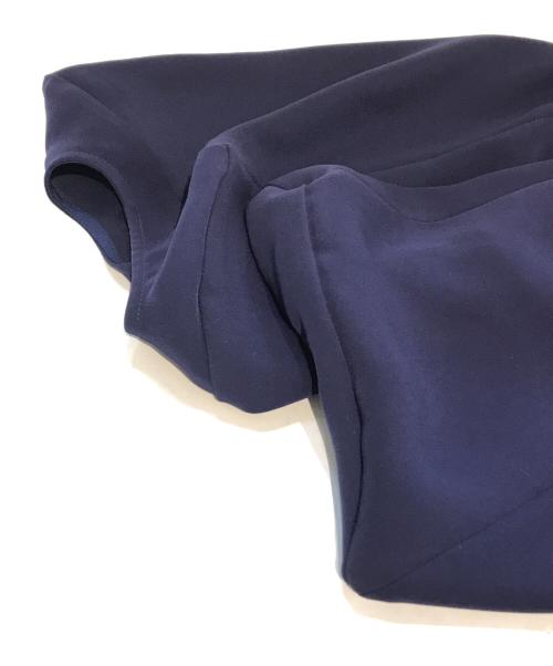 ENFOLD（エンフォルド）ENFOLD (エンフォルド) COCOON PLEATS DRESS　300HA233-0810 ネイビー サイズ:36の古着・服飾アイテム