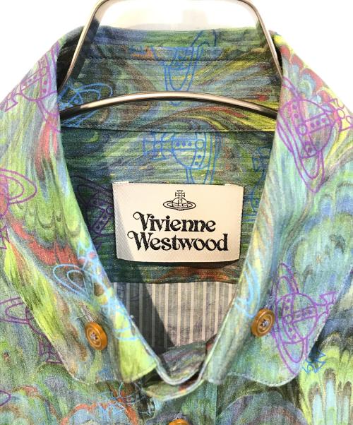 Vivienne Westwood（ヴィヴィアンウエストウッド）Vivienne Westwood (ヴィヴィアンウエストウッド) オーブ刺繍総柄シャツ　139216 24015 グリーン サイズ:46の古着・服飾アイテム
