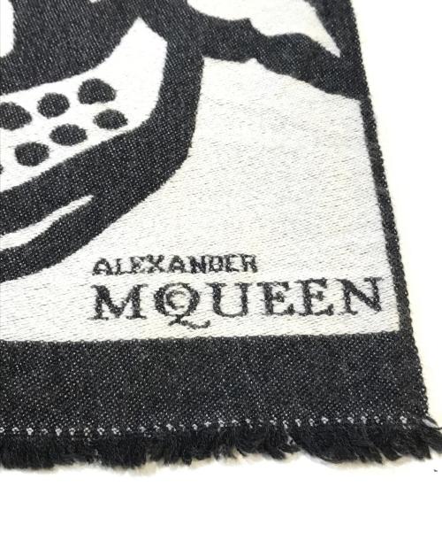 ALEXANDER McQUEEN（アレキサンダーマックイーン）ALEXANDER McQUEEN (アレキサンダーマックイーン) バタフライスカルマフラー ブラックの古着・服飾アイテム