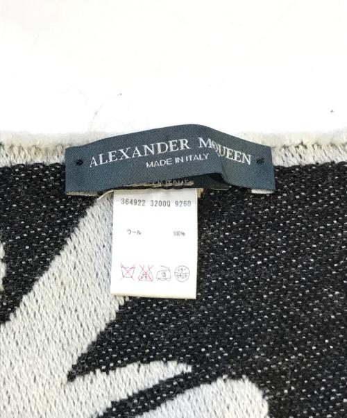 ALEXANDER McQUEEN（アレキサンダーマックイーン）ALEXANDER McQUEEN (アレキサンダーマックイーン) バタフライスカルマフラー ブラックの古着・服飾アイテム