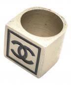 CHANELシャネル）の古着「ココマークスクエアリング」｜シルバー