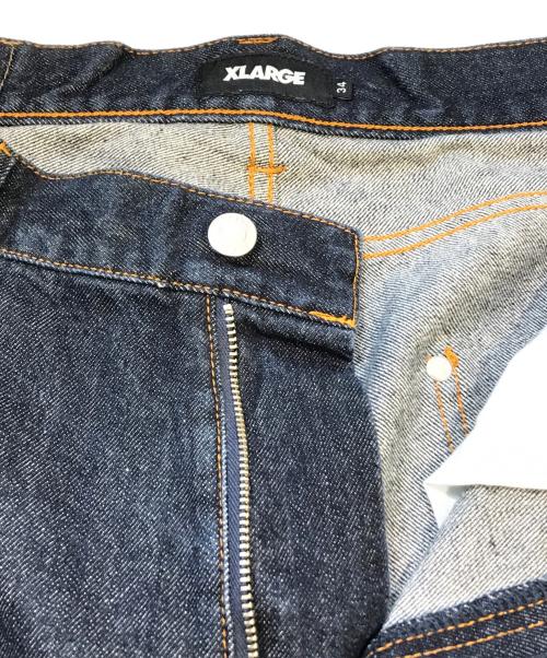 X-LARGE（エクストララージ）X-LARGE (エクストララージ) EMBROIDERED DENIM CARGO PANTS 101224031013 インディゴ サイズ:W34の古着・服飾アイテム