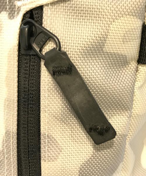 THE NORTH FACE（ザ ノース フェイス）THE NORTH FACE (ザ ノース フェイス) ヒューズボックス　NM81817 グレーの古着・服飾アイテム