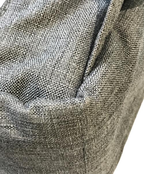 THE NORTH FACE（ザ ノース フェイス）THE NORTH FACE (ザ ノース フェイス) Shuttle DAYPACK Slim　NM81603 グレーの古着・服飾アイテム