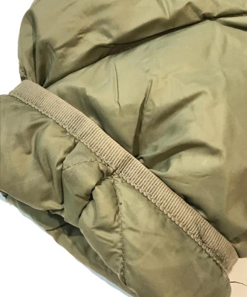 URBAN RESEARCH DOORS（アーバンリサーチドアーズ）URBAN RESEARCH DOORS (アーバンリサーチドアーズ) ライトダウンキルトコート グリーン サイズ:Mの古着・服飾アイテム