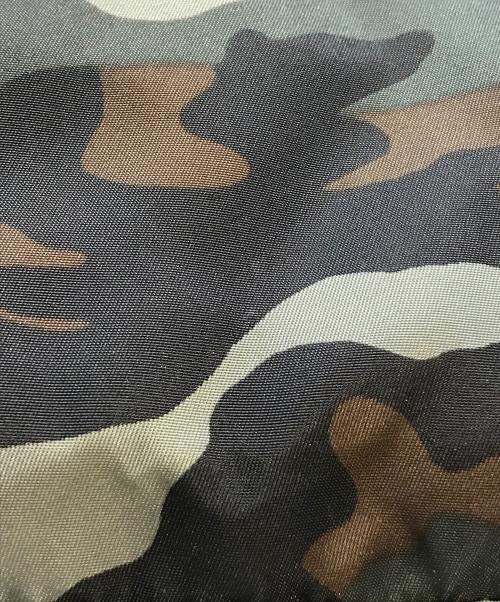 TUTUMU（ツツム）tutumu (ツツム) カモフラージュ柄バルーントートバッグ グリーンの古着・服飾アイテム