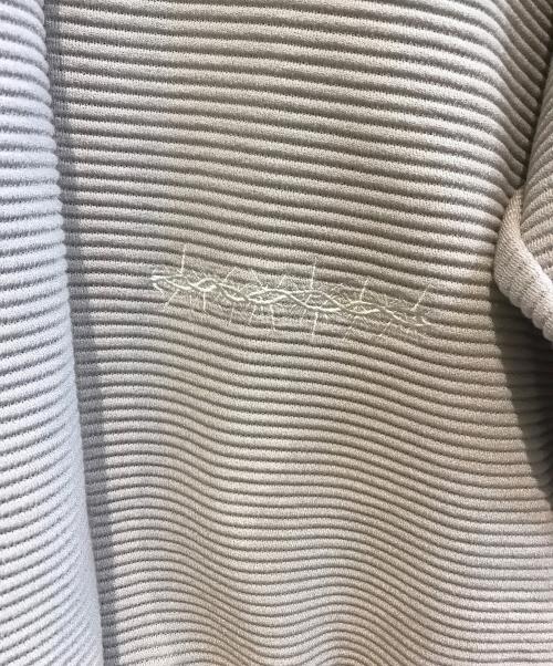 SHAREEF（シャリーフ）SHAREEF (シャリーフ) RIPPLE JQ MESH HIGH NECK P/O　23715057 グレー サイズ:1の古着・服飾アイテム