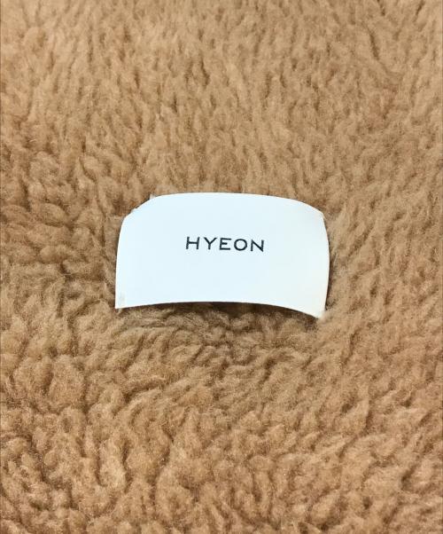HYEON（ヘヨン）HYEON (ヘヨン) テッドストール ベージュの古着・服飾アイテム