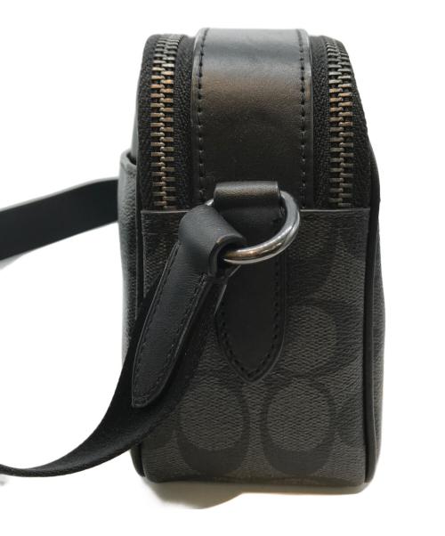 COACH（コーチ）COACH (コーチ) グラハム クロスボディ シグネチャー キャンバス ブラックの古着・服飾アイテム