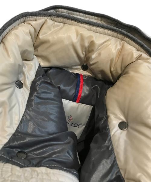 MONCLER（モンクレール）MONCLER (モンクレール) ダウンジャケット　120914196800 ベージュ サイズ:4の古着・服飾アイテム