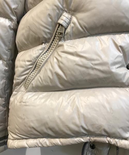MONCLER（モンクレール）MONCLER (モンクレール) ダウンジャケット　120914196800 ベージュ サイズ:4の古着・服飾アイテム