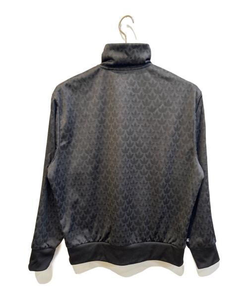 adidas（アディダス）adidas (アディダス) グラフィックモノグラムトラックジャケット　HZ4155 ブラック サイズ:2XLの古着・服飾アイテム