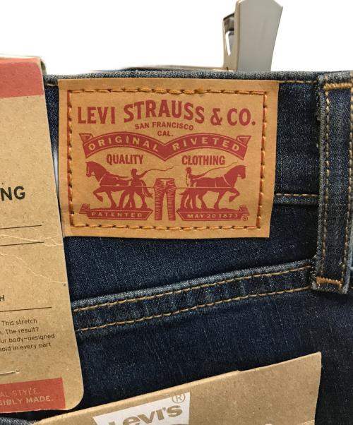 LEVI'S（リーバイス）LEVI'S (リーバイス) デニムパンツ インディゴ サイズ:Ｗ26 未使用品の古着・服飾アイテム