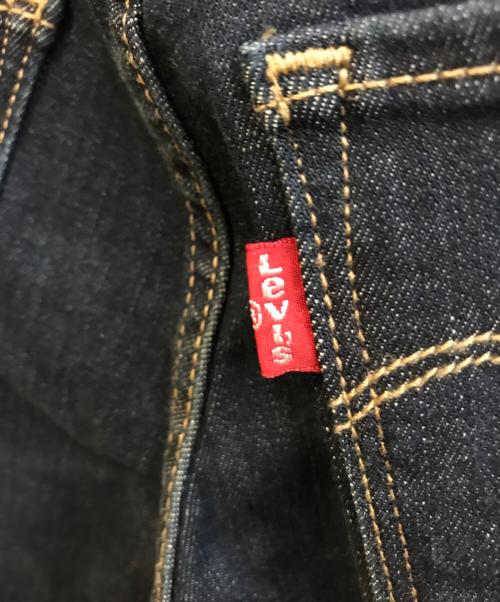 LEVI'S（リーバイス）LEVI'S (リーバイス) デニムパンツ インディゴ サイズ:Ｗ25 未使用品の古着・服飾アイテム