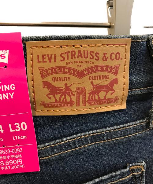 LEVI'S（リーバイス）LEVI'S (リーバイス) デニムパンツ インディゴ サイズ:Ｗ24 未使用品の古着・服飾アイテム