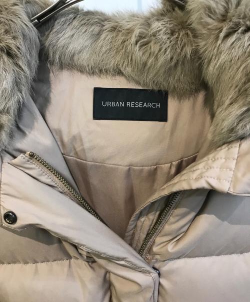 URBAN RESEARCH（アーバンリサーチ）URBAN RESEARCH (アーバンリサーチ) ラビットフードストレッチショートダウン　UR37-27V002 ベージュ サイズ:Mの古着・服飾アイテム
