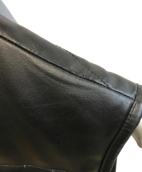 JOURNAL STANDARD（ジャーナルスタンダード）JOURNAL STANDARD (ジャーナルスタンダード) レザーダウンベスト ブラック サイズ:Ｌの古着・服飾アイテム