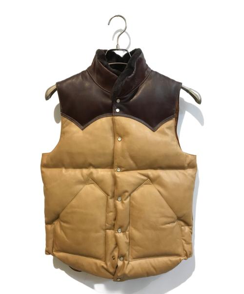 RockyMountainFeatherBed（ロッキーマウンテンフェザーベッド）RockyMountainFeatherBed (ロッキーマウンテンフェザーベッド) オールレザーダウンベスト ベージュ サイズ:Mの古着・服飾アイテム