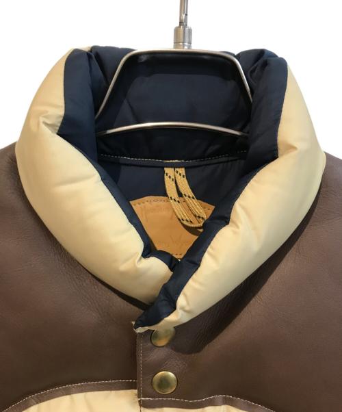 RockyMountainFeatherBed（ロッキーマウンテンフェザーベッド）RockyMountainFeatherBed (ロッキーマウンテンフェザーベッド) ダウンベスト ベージュ サイズ:38 未使用品の古着・服飾アイテム